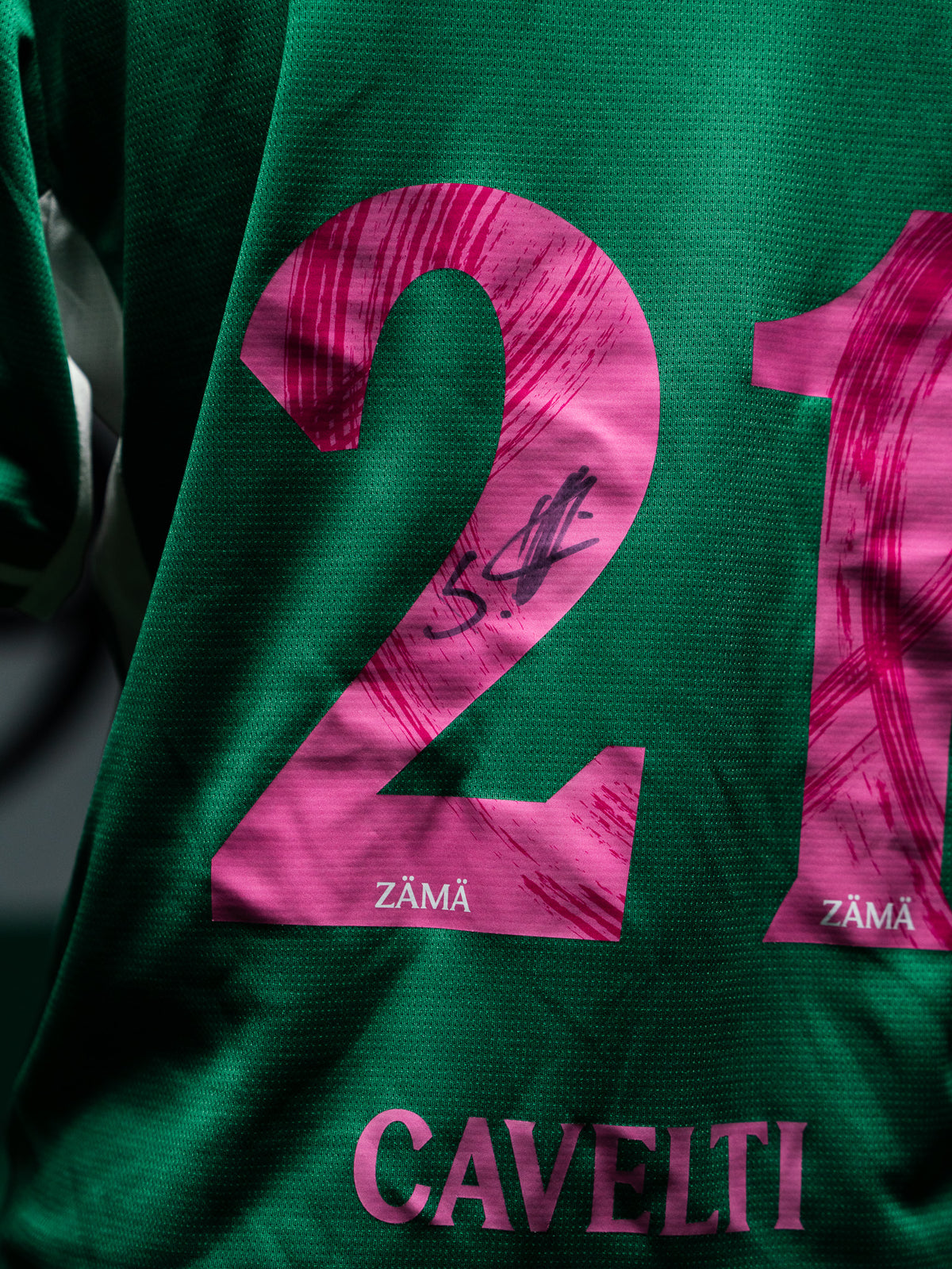 21 Cavelti - Heimtrikot Pink Ribbon Edition