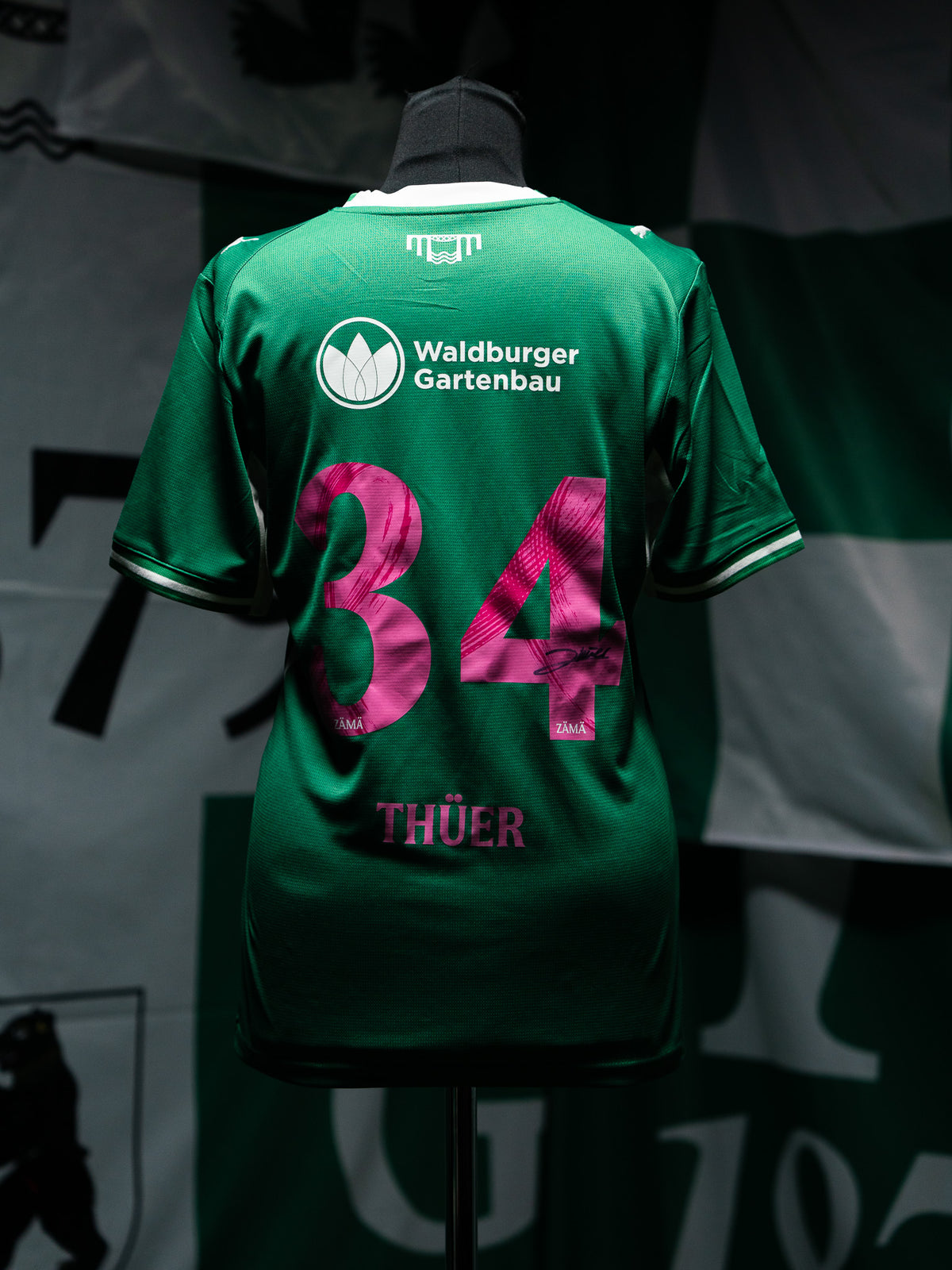 34 Thüer - Heimtrikot Pink Ribbon Edition