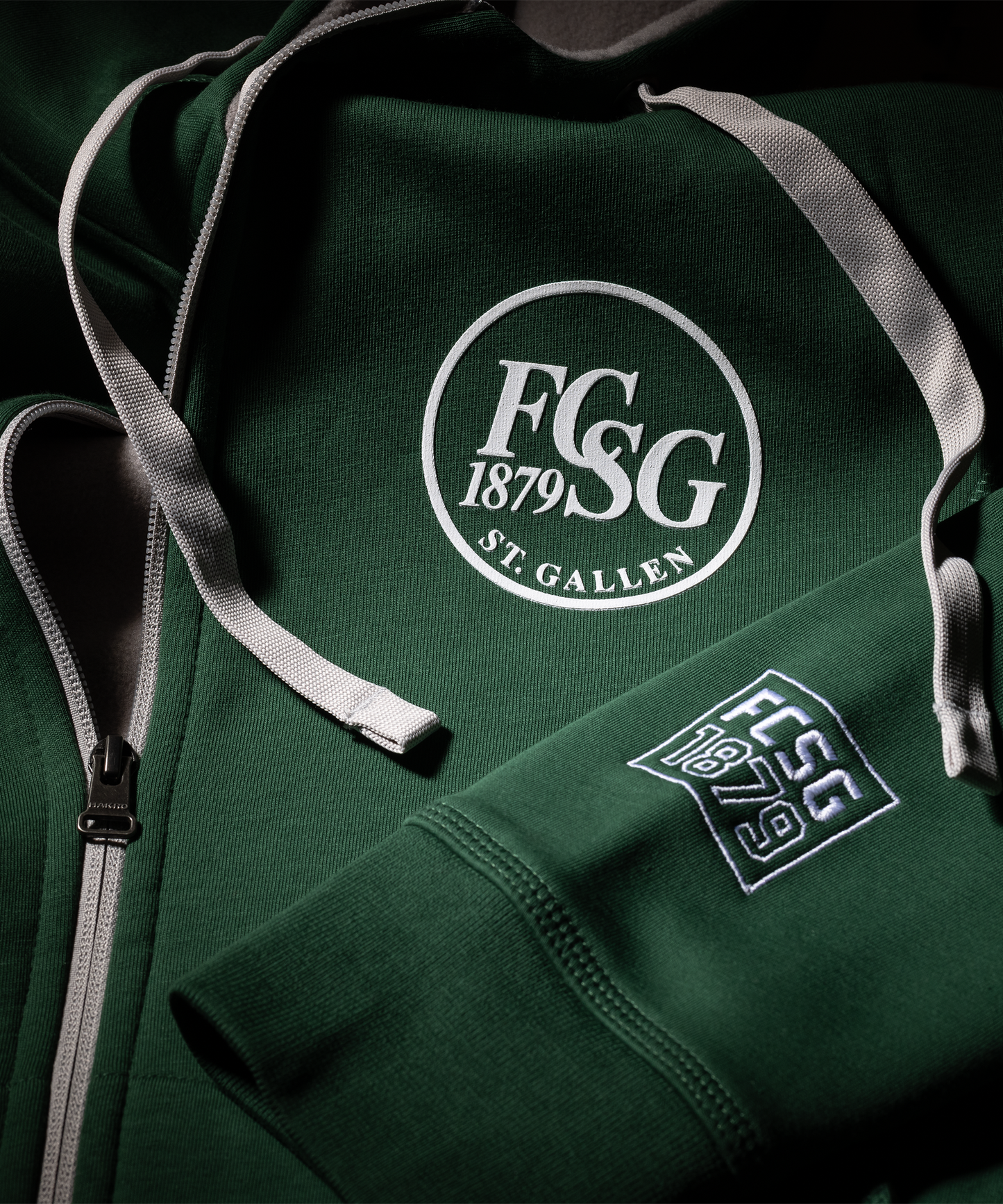 fleece-hoodie-tannengrün-jacken